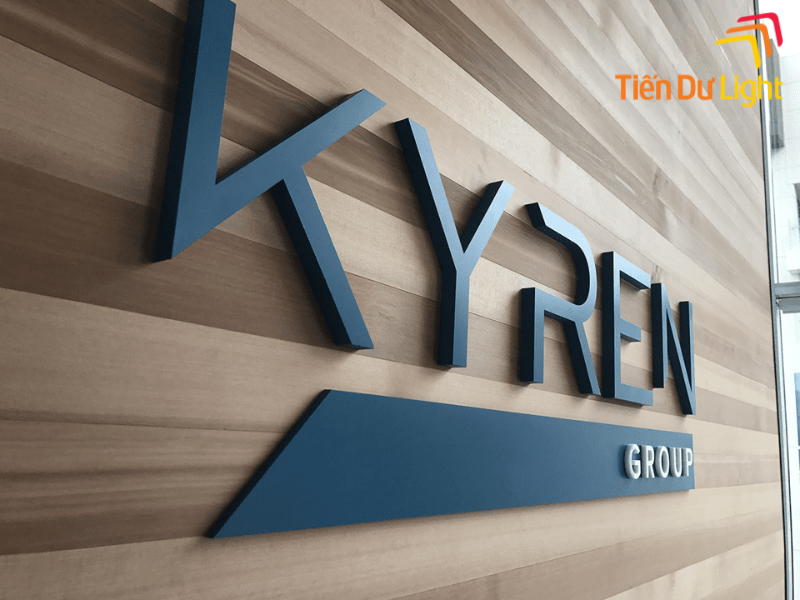 Backdrop gỗ kết hợp logo 3D