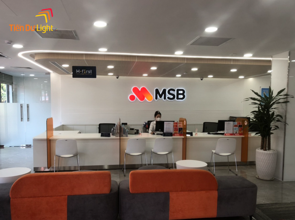 Tìm hiểu về backdrop quầy lễ tân