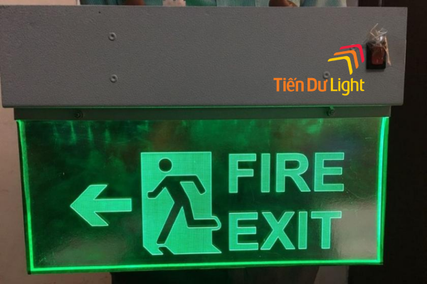 Bảng chỉ dẫn lối thoát hiểm dạ quang