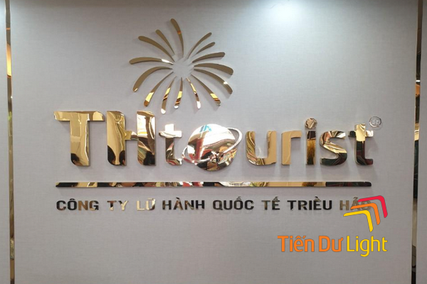 Đặc điểm của bảng hiệu chữ inox