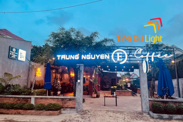 Bảng hiệu cà phê hộp đèn