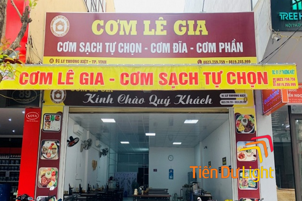 Làm bảng hiệu cơm trưa đẹp, độc đáo