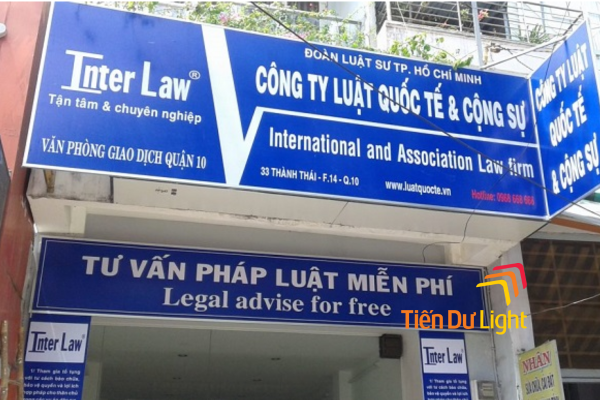 Biển mặt tiền và biển vẫy công ty luật
