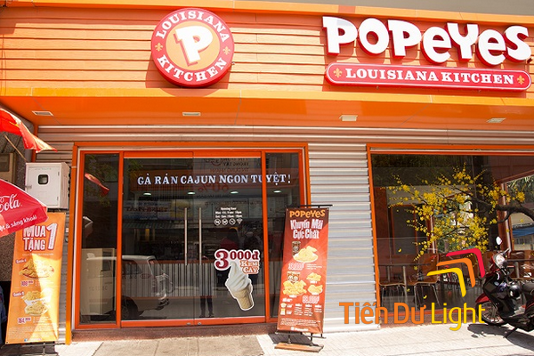 Bảng hiệu gà rán có đặc điểm gì?