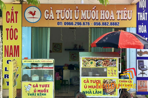 Bảng hiệu gà ủ muối có đa dạng kiểu dáng, màu sắc khác nhau