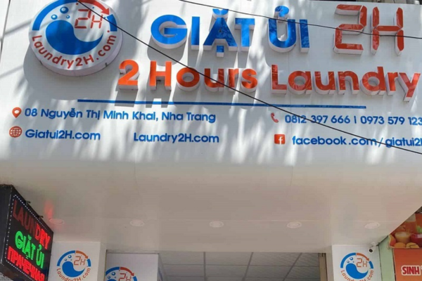 Bảng hiệu giặt ủi là gì?