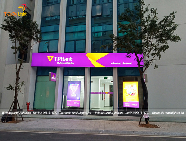 Những điều cần biết về bảng hiệu in UV