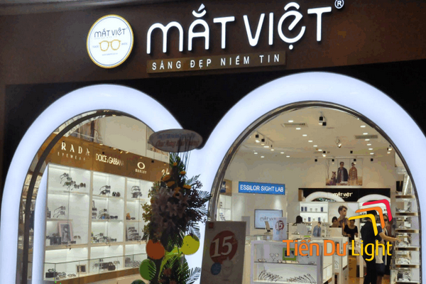 Mẫu bảng hiệu kính mắt đẹp, ấn tượng