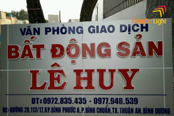 Bảng hiệu nhà đất mica chữ nổi