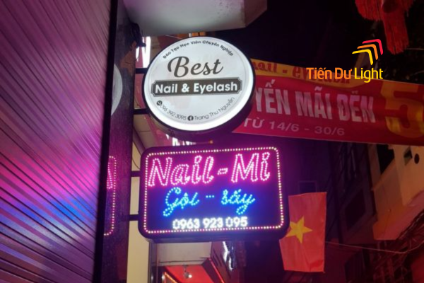 Bảng hiệu nails đẹp