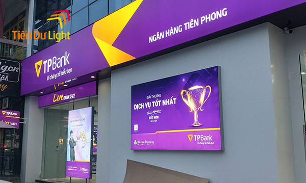 Tìm hiểu về bảng hiệu ngân hàng