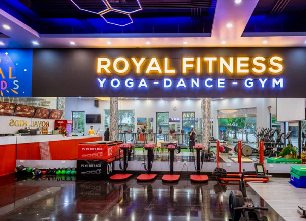Bảng hiệu phòng gym chữ nổi đèn led nổi bật cả ngày lẫn đêm