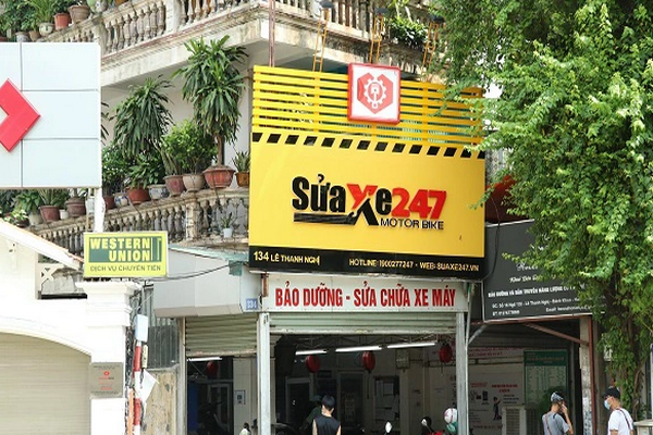 Bảng hiệu rửa xe thay nhớt được nhiều từ nhiều vật liệu khác nhau