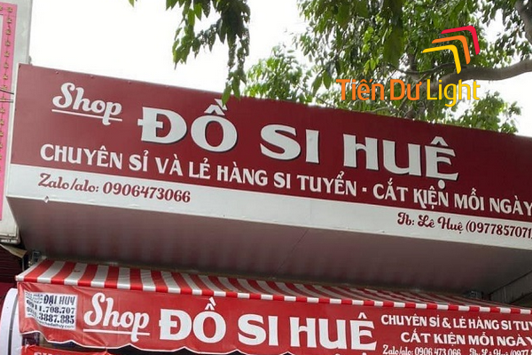 Tại sao nên đầu tư vào bảng hiệu shop đồ si?