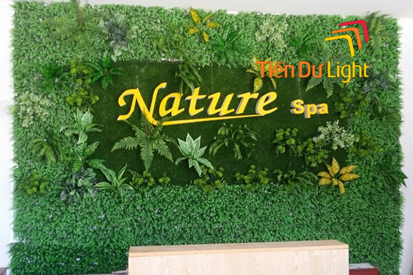 Bảng hiệu spa cỏ nhân tạo nhiều spa ưa chuộng