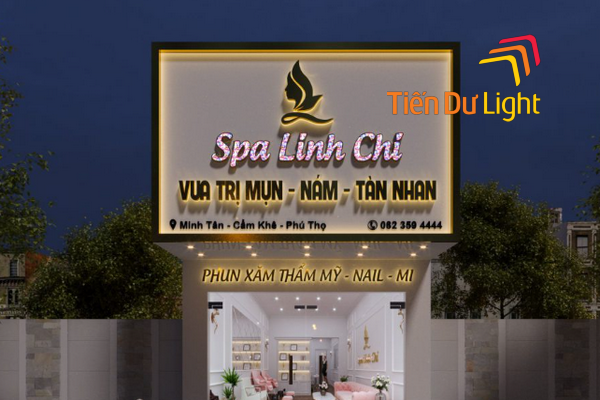 Bảng hiệu spa thiết kế đơn giản, tông màu nhẹ nhàng