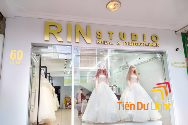 Bảng hiệu studio chữ nổi 