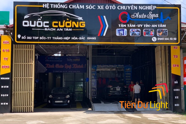Bảng hiệu sửa xe đa dạng vật liệu khác nhau