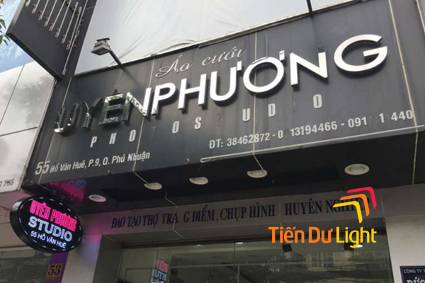 Bảng hiệu wedding đẹp chữ nổi inox