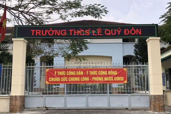 Bảng Led cổng trường độc đáo, thu hút