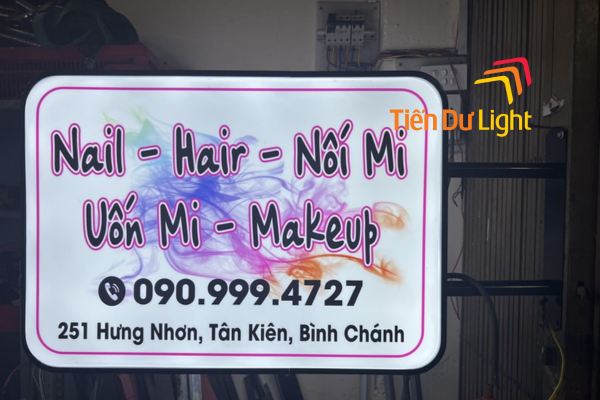 Đèn led chiếu sáng bên trong sang trọng nổi bật