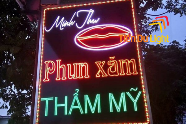 Biển quảng cáo phun xăm thẩm mỹ led