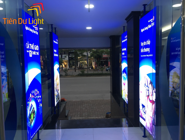 Thế nào là biển bạt 3m xuyên sáng?