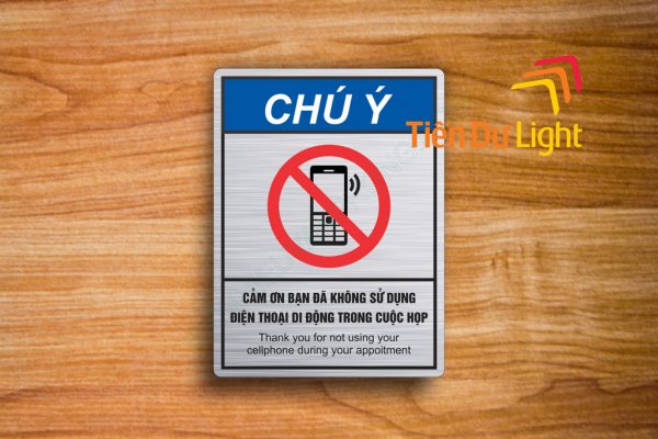 Mẫu biển cấm sử dụng điện thoại