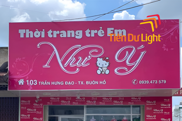 Mẫu biển quảng cáo shop quần áo đẹp 