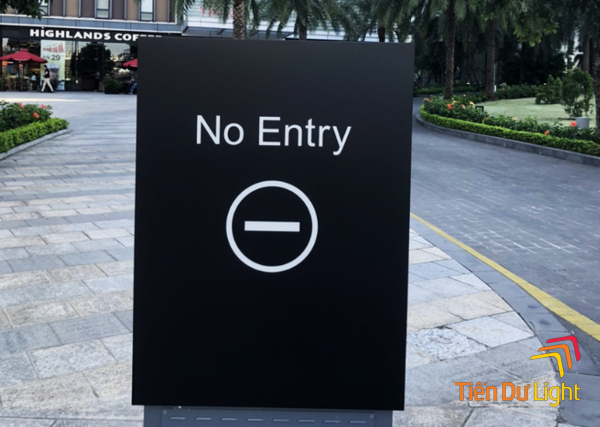Thế nào là biển chỉ dẫn khách sạn?