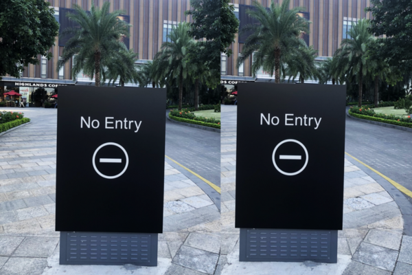 Biển chỉ dẫn cần đặt ở vị trí phù hợp dễ nhìn dễ thấy