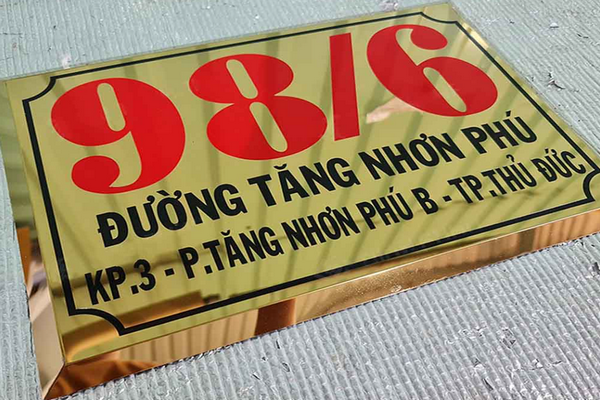 Làm biển công ty bằng đồng đẹp, ấn tượng