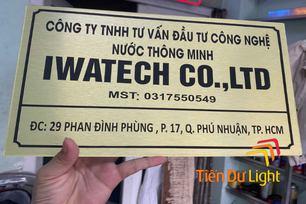 Biển công ty đẹp nhiều người quan tâm