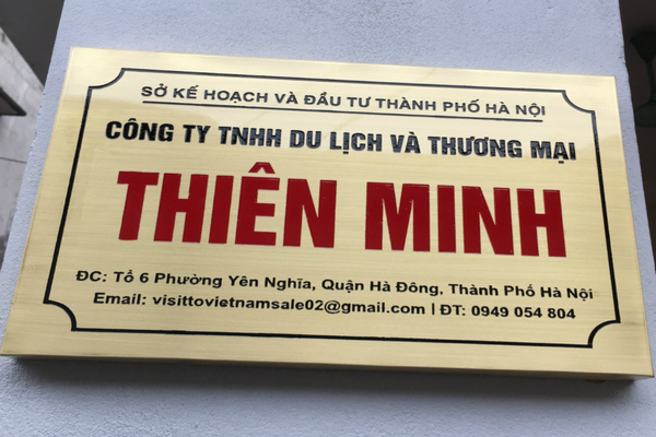 Làm biển inox công ty đẹp
