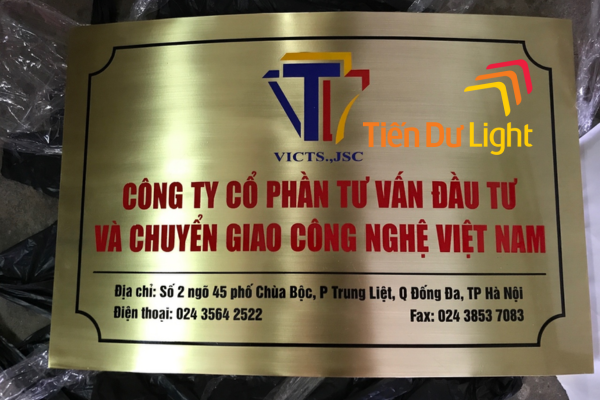 Biển inox mạ vàng ăn mòn