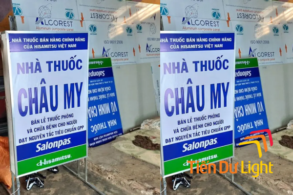 Biển đứng quầy thuốc hộp đèn
