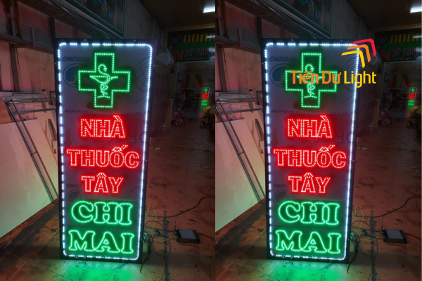 Biển đứng quầy thuốc LED