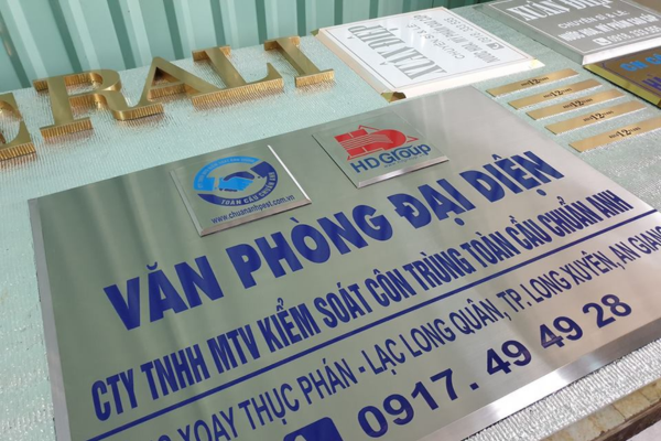 Biển văn phòng inox