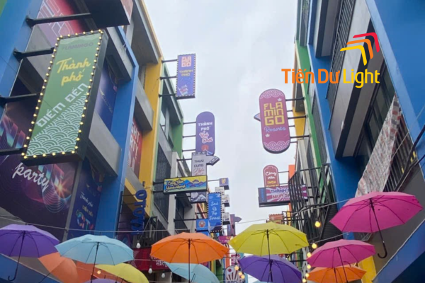 Mẫu biển hộp đèn 2 mặt đẹp