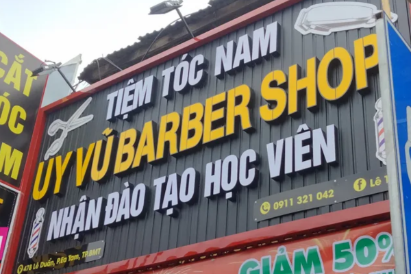 Biển quảng cáo barber chữ nổi