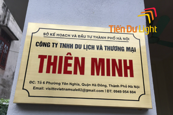 Làm biển quảng cáo công ty đẹp, ấn tượng