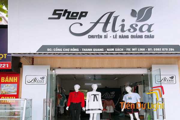 Mẫu biển quảng cáo cửa hàng quần áo