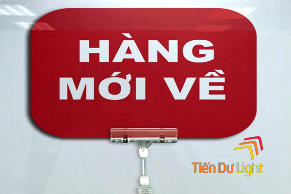 làm biển quảng cáo hàng mới về bằng mica ấn tượng