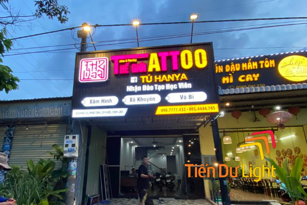 Thi công biển quảng cáo hình xăm nghệ thuật