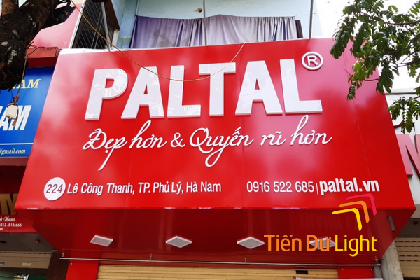 Biển quảng cáo màu đỏ, sự lựa chọn hoàn hảo để tăng độ nhận diện