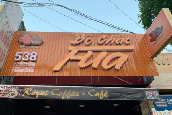 Bảng hiệu tôn sóng màu nâu