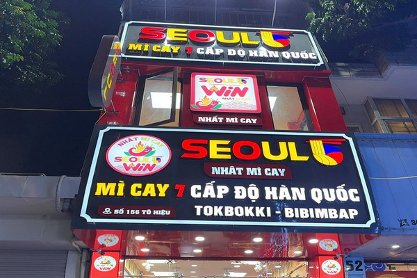 Tham khảo biển quảng cáo mì cay 7 cấp độ ấn tượng