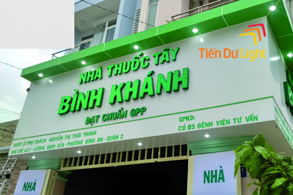 Bảng hiệu mica đẹp