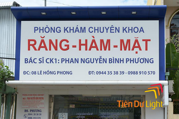 Biển hiệu phòng khám răng hàm mặt thu hút, đúng chuẩn