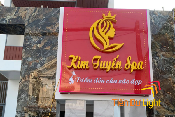 Biển quảng cáo spa đa dạng, làm từ các chất liệu phổ biến như mica, alu,...